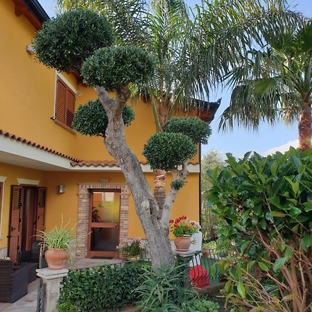 San Pietro Bed & Breakfast Mileto Екстериор снимка