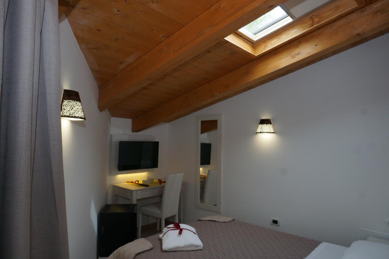 San Pietro Bed & Breakfast Mileto Екстериор снимка