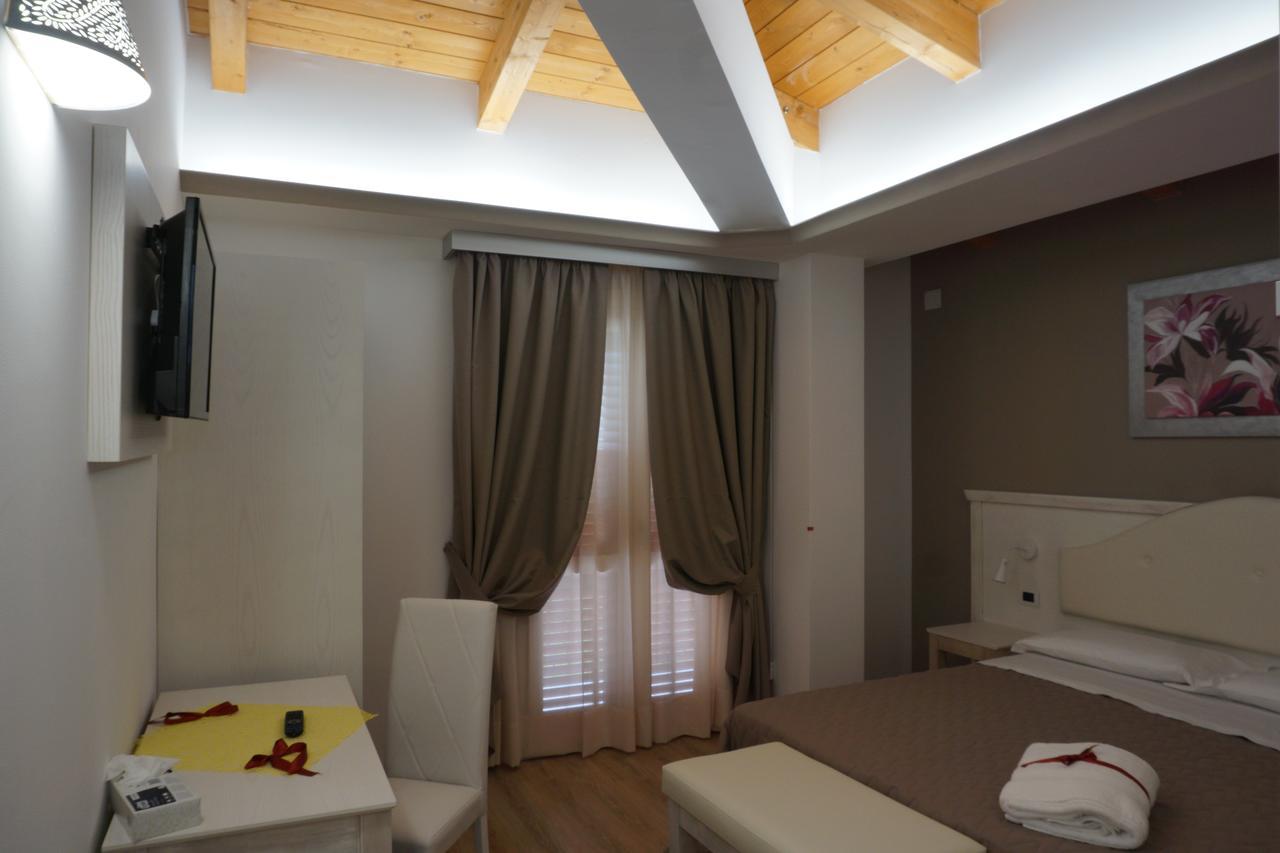 San Pietro Bed & Breakfast Mileto Екстериор снимка