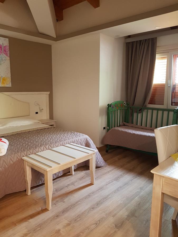 San Pietro Bed & Breakfast Mileto Екстериор снимка
